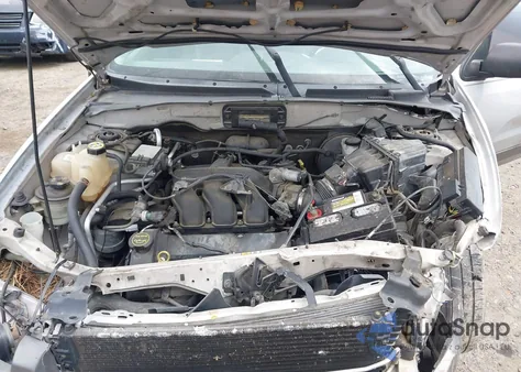 2003 Ford Escape Xlt из США, поврежденный, VIN 1FMYU03193KC86172